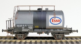 Exact-Train EX22058 - H0 30m3 Leichtbau Uerdinger Kesselwagen -Esso- der DB, Ep.IV